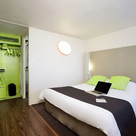 Campanile Centre Hotel 3*