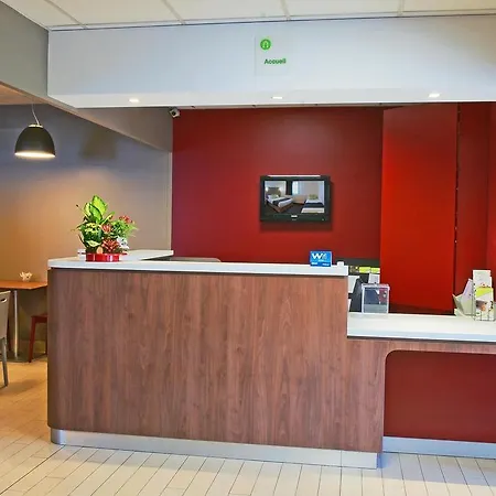 Campanile Centre Hotel Créteil