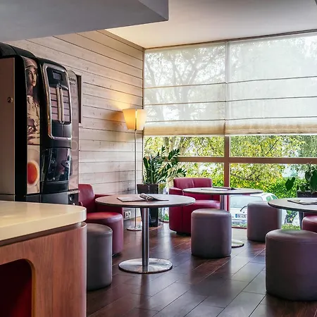 Campanile Centre Hotel