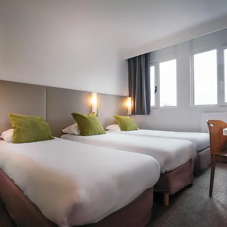 Hotel Campanile Centre 3*