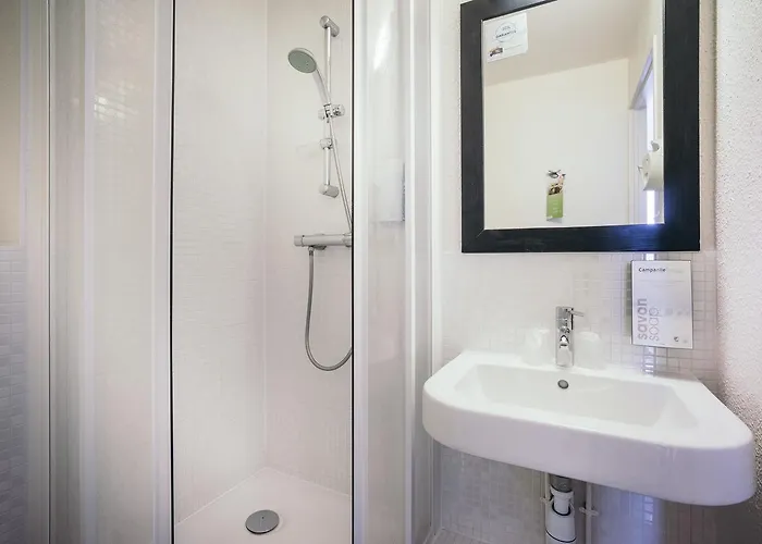 Campanile Centre 3* Créteil